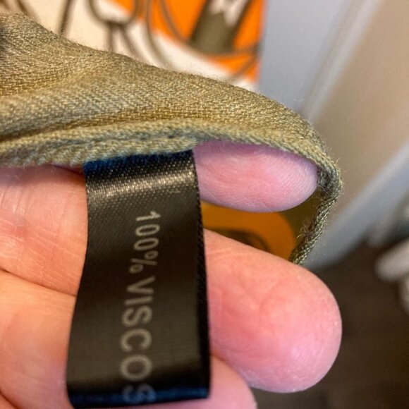 CLIQUETIS Square Scarf  Shawl Throw Large - Picture 2 of 4